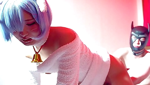 A sexy amateur japanese babe is fucking her watermelon