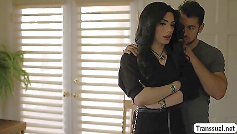 Big cock trans woman gets her ass fucked in the bareback