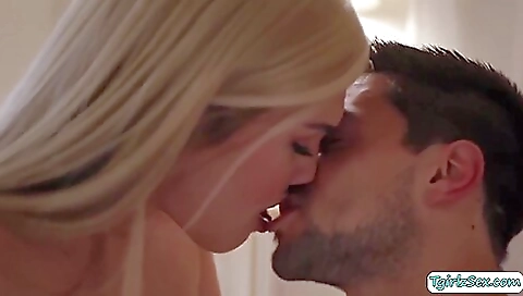 Daisy Taylor gets fucked in a hardcore bareback scene